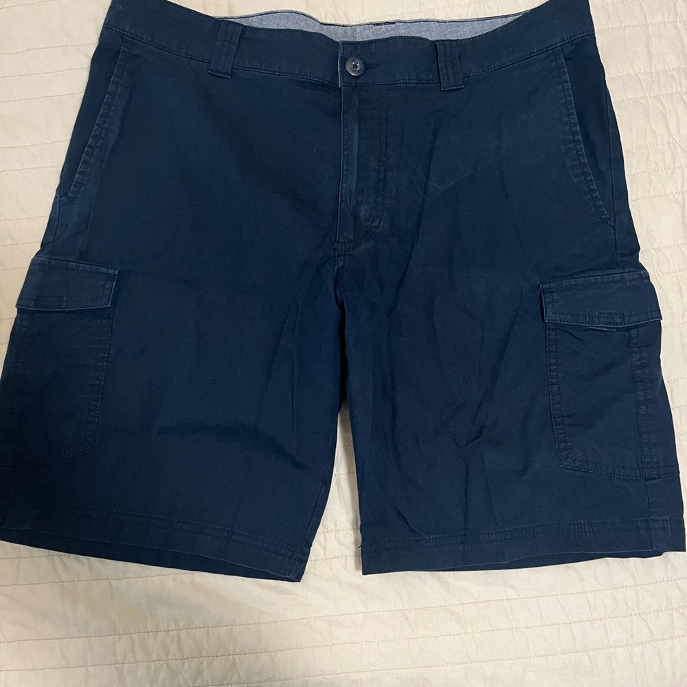 Men's Columbia Navy Cargo Shorts